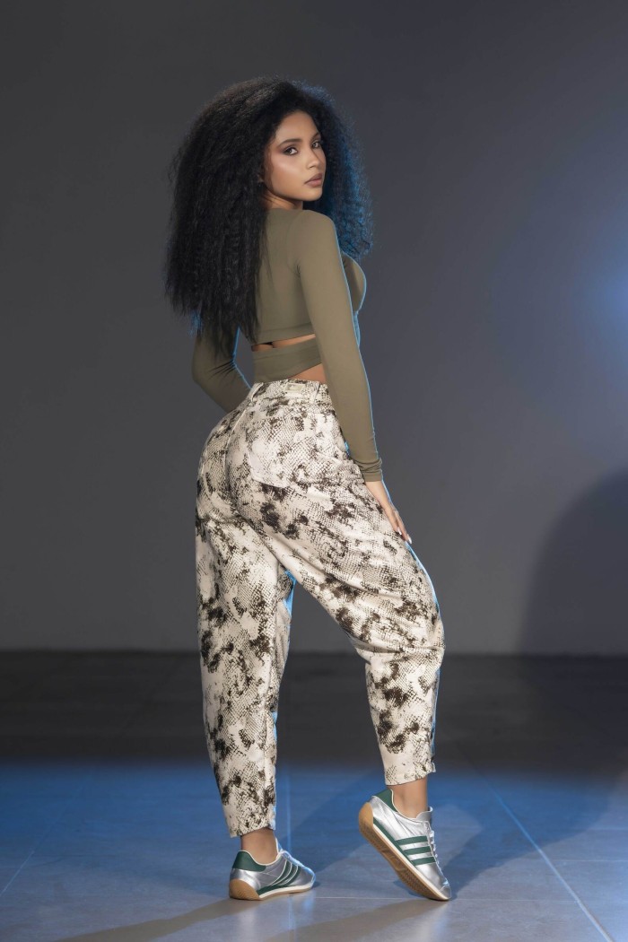 Pantalón Tipo Wideleg - Estilo Serpiente Urbano Moderno - Tono Claro
