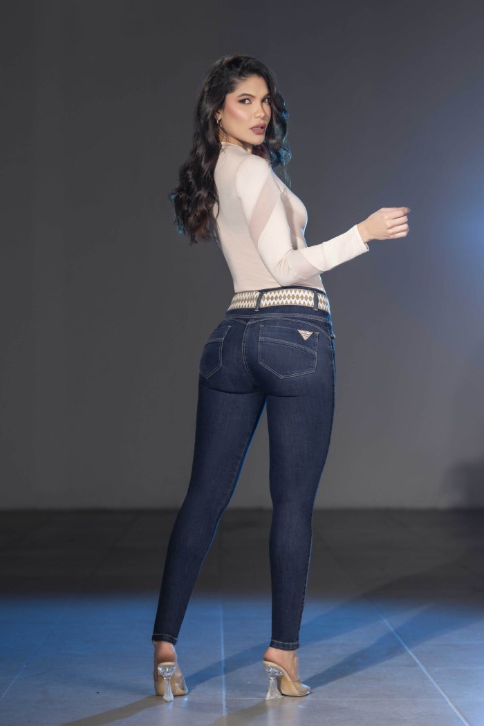 Pantalón Tipo tubo con bolsillos - Estilo Levanta cola PUSH UP