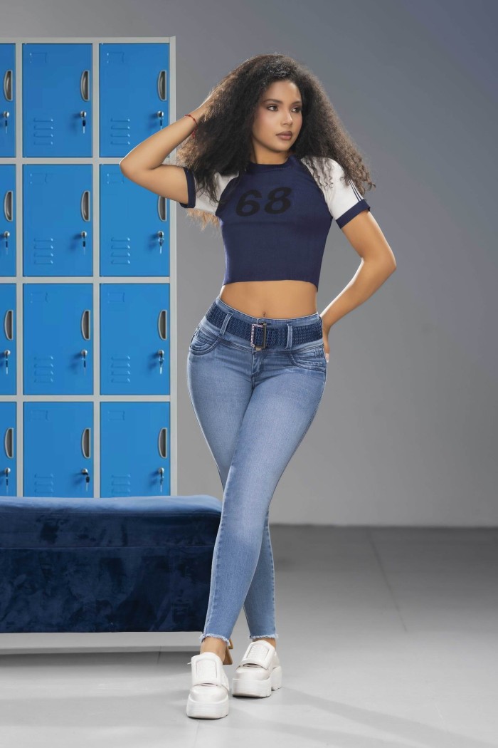 Pantalón Tipo tubo con bolsillos - Estilo Levanta cola PUSH UP