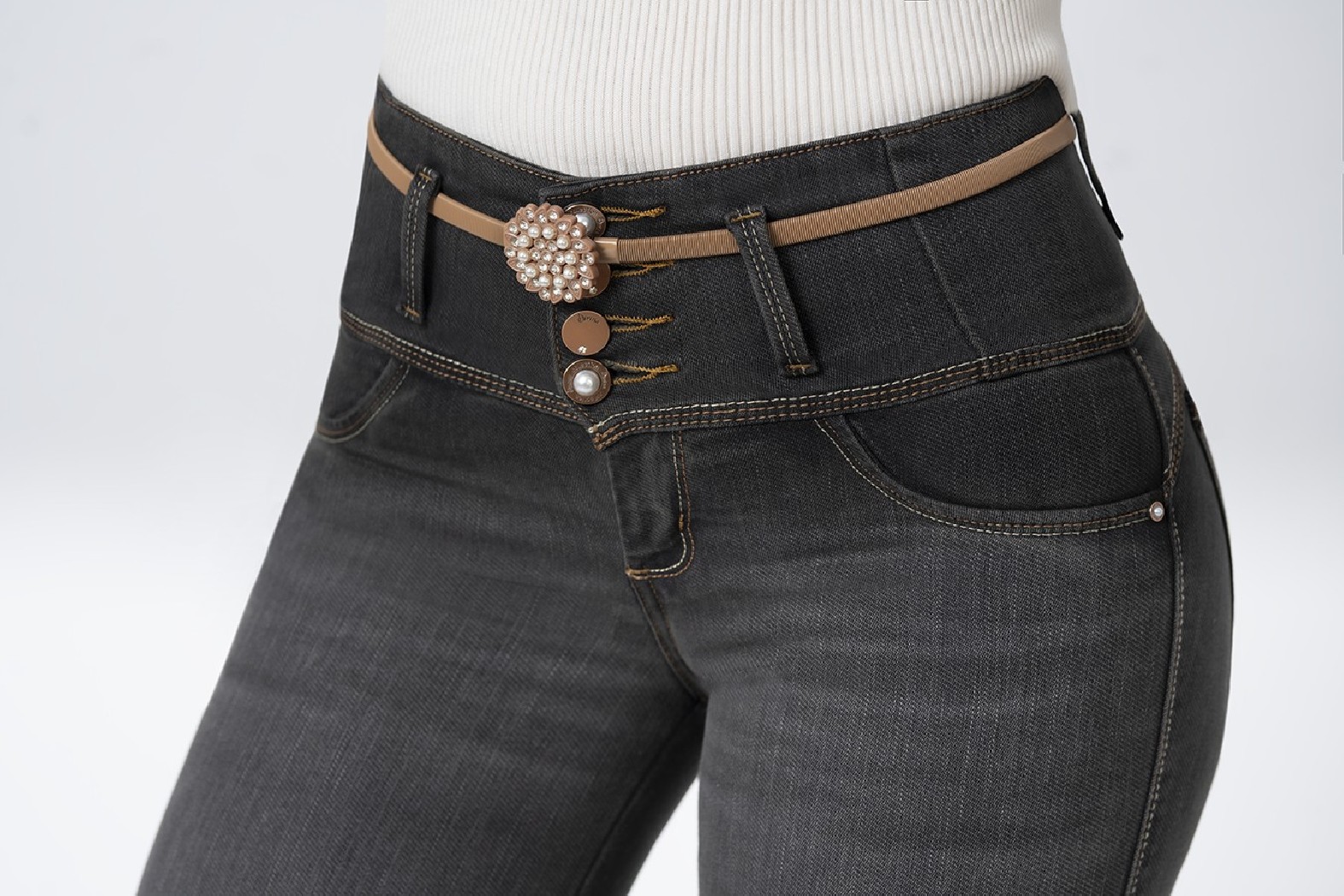 FLARE JEANS OSCURO