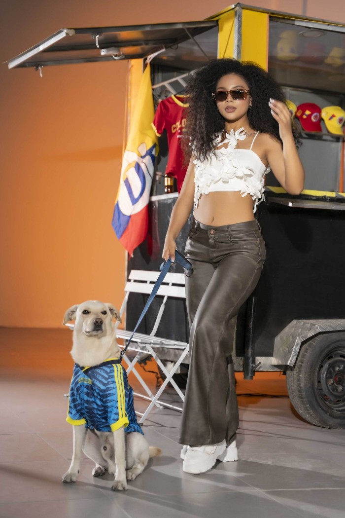 Pantalón Tipo Cuero Bota Recta - Estilo Urbano Moderno